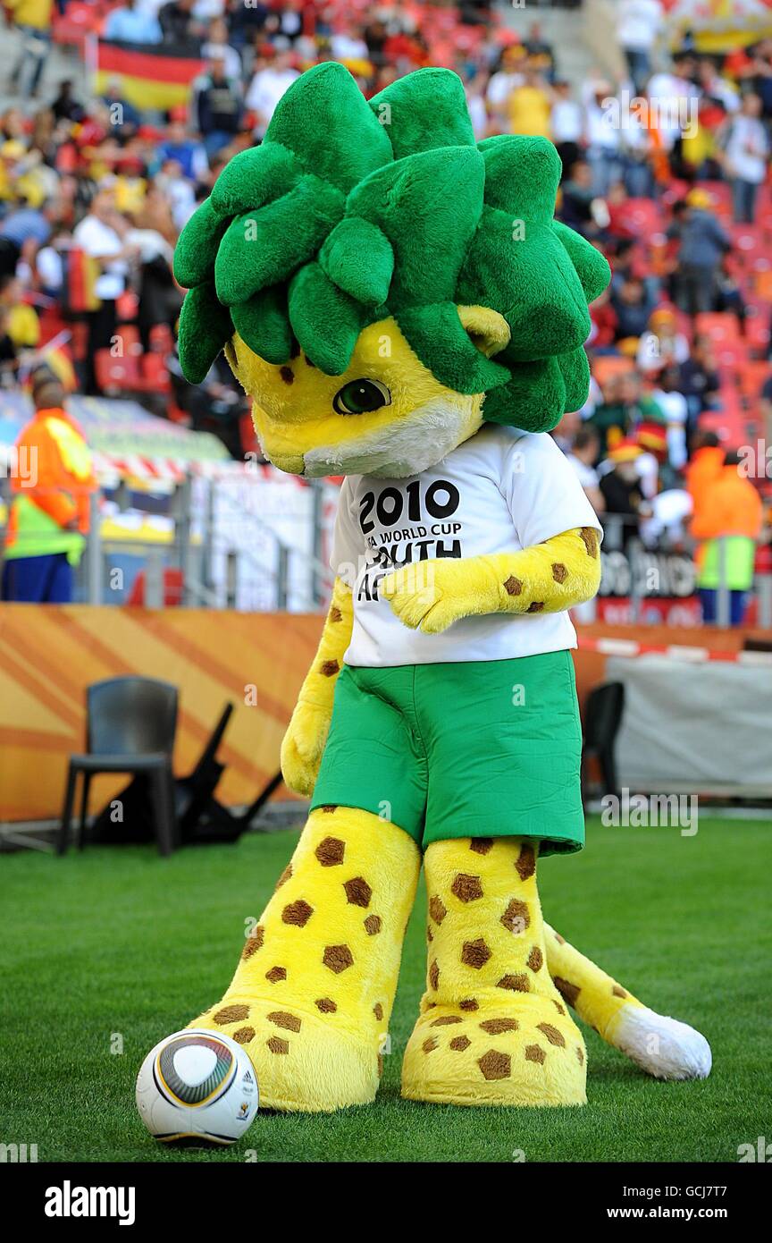 Soccer - 2010 FIFA World Cup South Africa - Group D - Germany v Serbia - Nelson Mandela Bay Stadium. World cup mascot Zakumi during half time Stock Photo