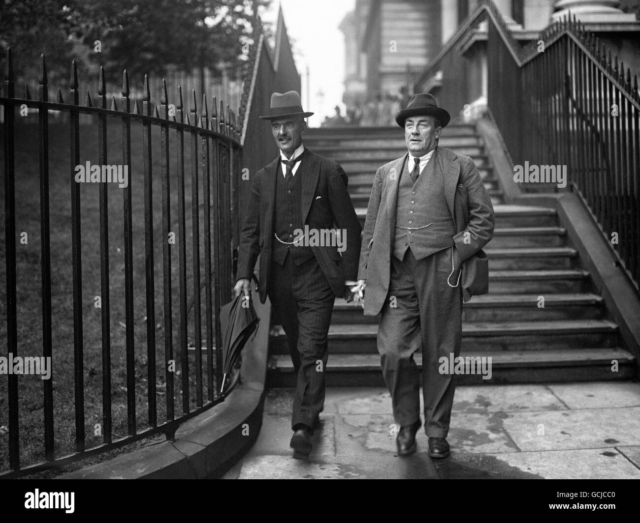 Stanley Baldwin and Neville Chamberlain - No10 Downing Street, London Stock Photo