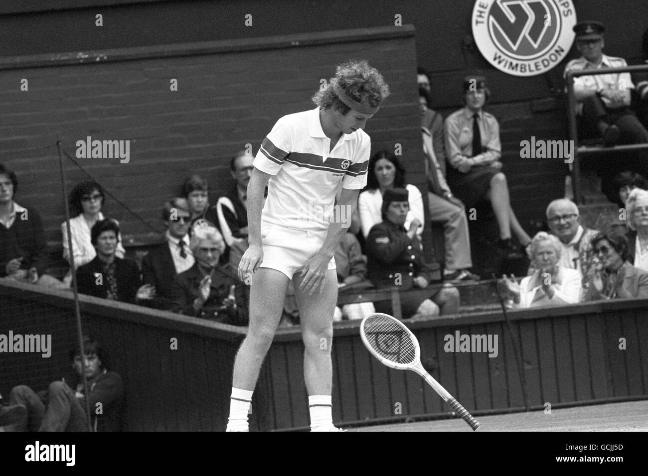 Tennis - 1981 Wimbledon Championships - Men's Singles - Semi-Final - John  McEnroe v Rod Frawley Stock Photo - Alamy