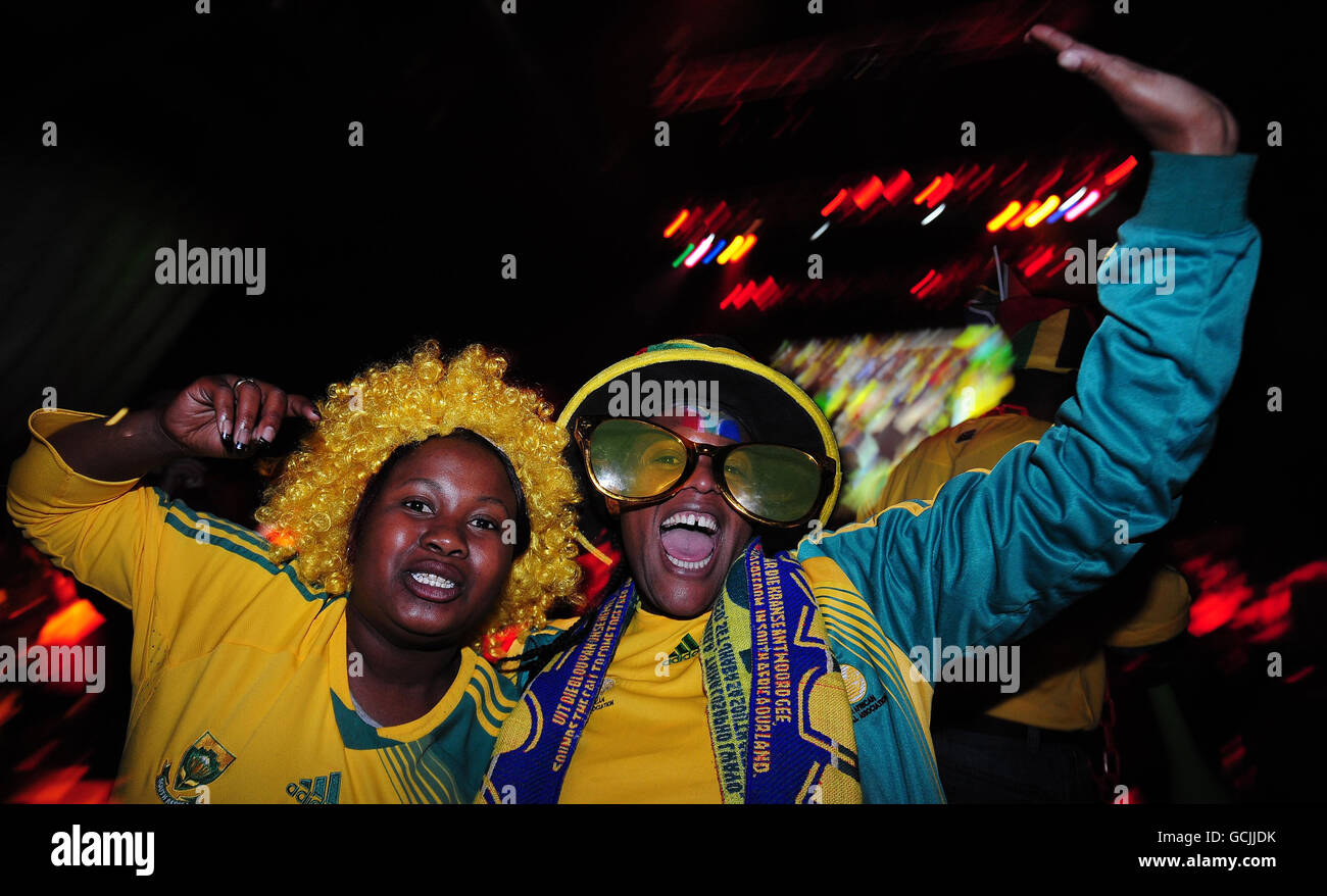 Soccer - 2010 FIFA World Cup South Africa - Group A - South Africa v Uruguay - Fans In Sun City Stock Photo