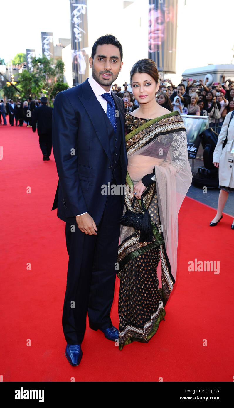 Abhishek Bachchan and Aishwarya Rai Bachchan (right) arrive for the ...