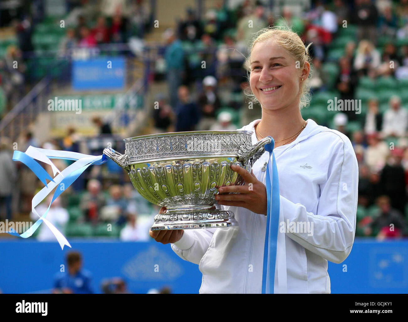 Russia's Ekaterina Makarova celebrates victory over Belarus's Victoria