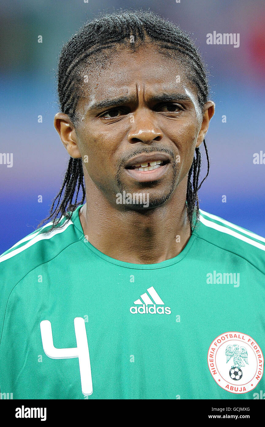 Nwankwo world cup hi-res stock photography and images - Alamy