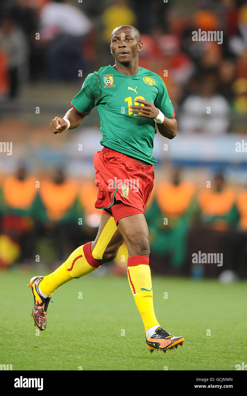 Soccer - 2010 FIFA World Cup South Africa - Group E - Cameroon v Netherlands - Green Point Stadium. Stephane M'bia Etoundi, Cameroon Stock Photo