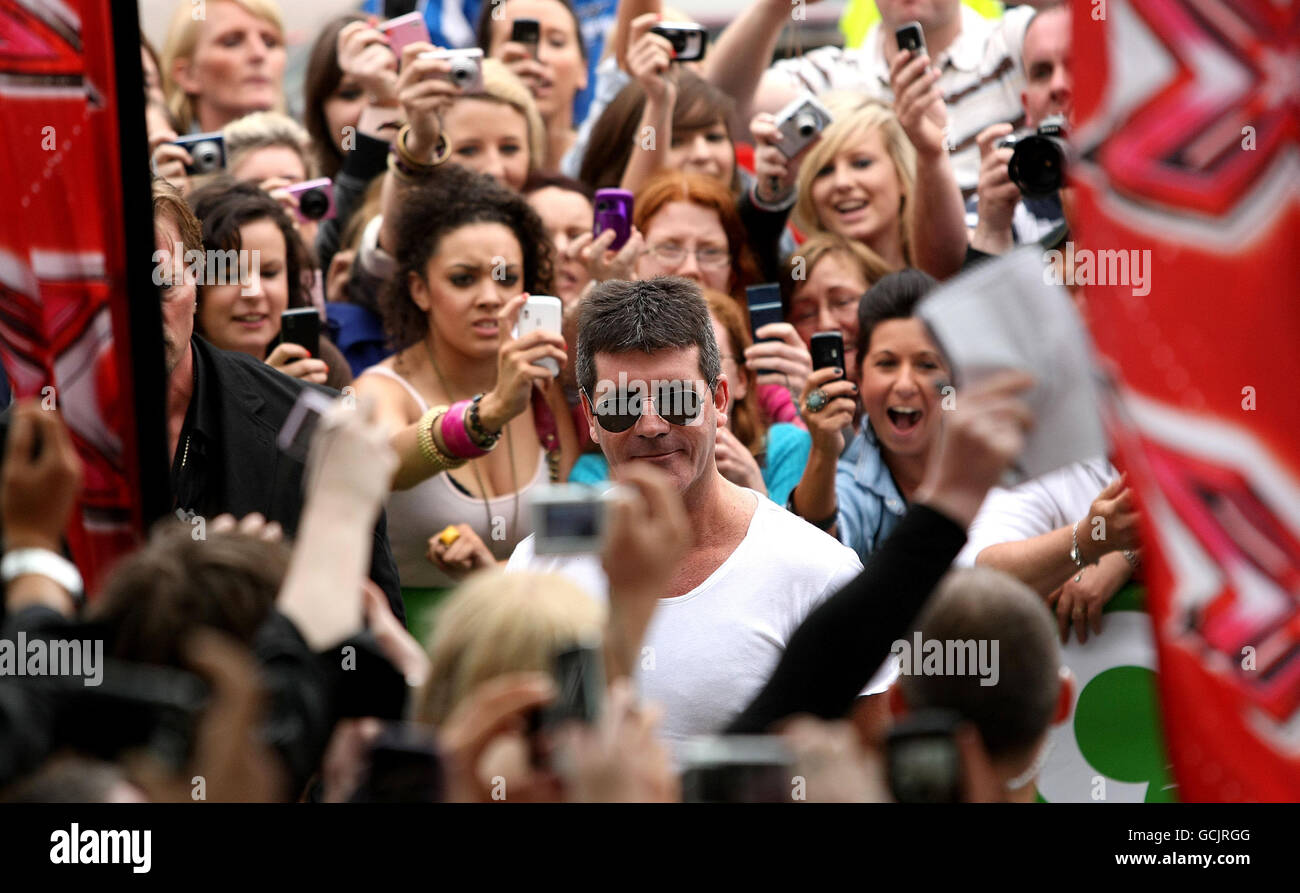 XFactor auditions Dublin Stock Photo Alamy