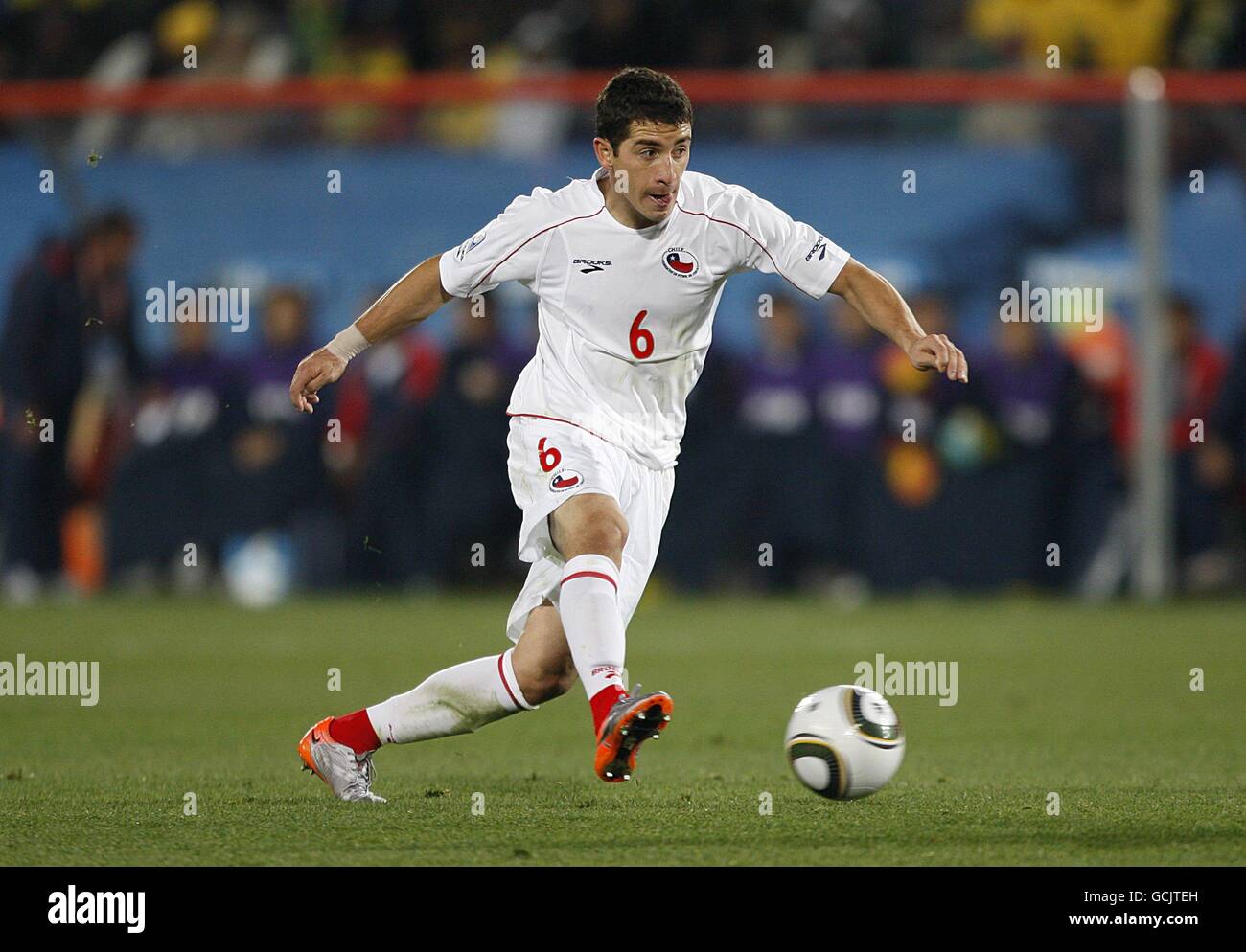Soccer - 2010 FIFA World Cup South Africa - Round Of 16 - Brazil v Chile - Ellis Park. Carlos Carmona, Chile. Stock Photo