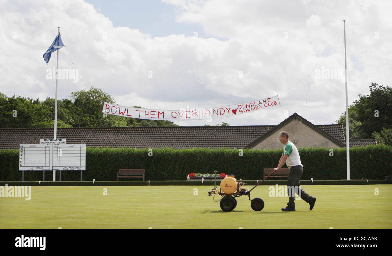 A sign supporting Andy Murray hangs above a green at Dunblane Bowling Bowling Club in Andy Murray's home town of Dunblane in central Scotland before his Wimbledon semi-final match. Stock Photo