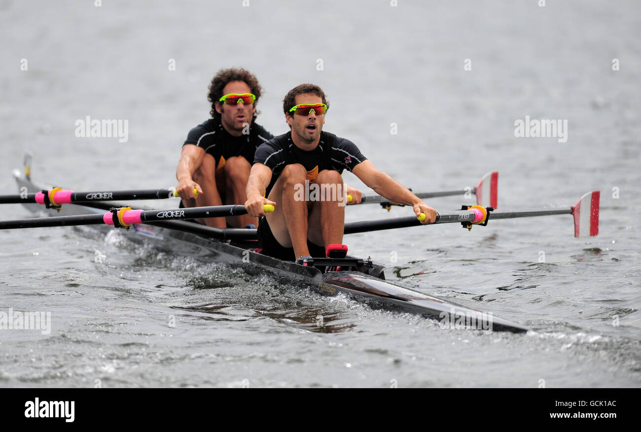 Henry Adams Rowing Rowing henley action boat mangis ampics hi-res stock photography and ...