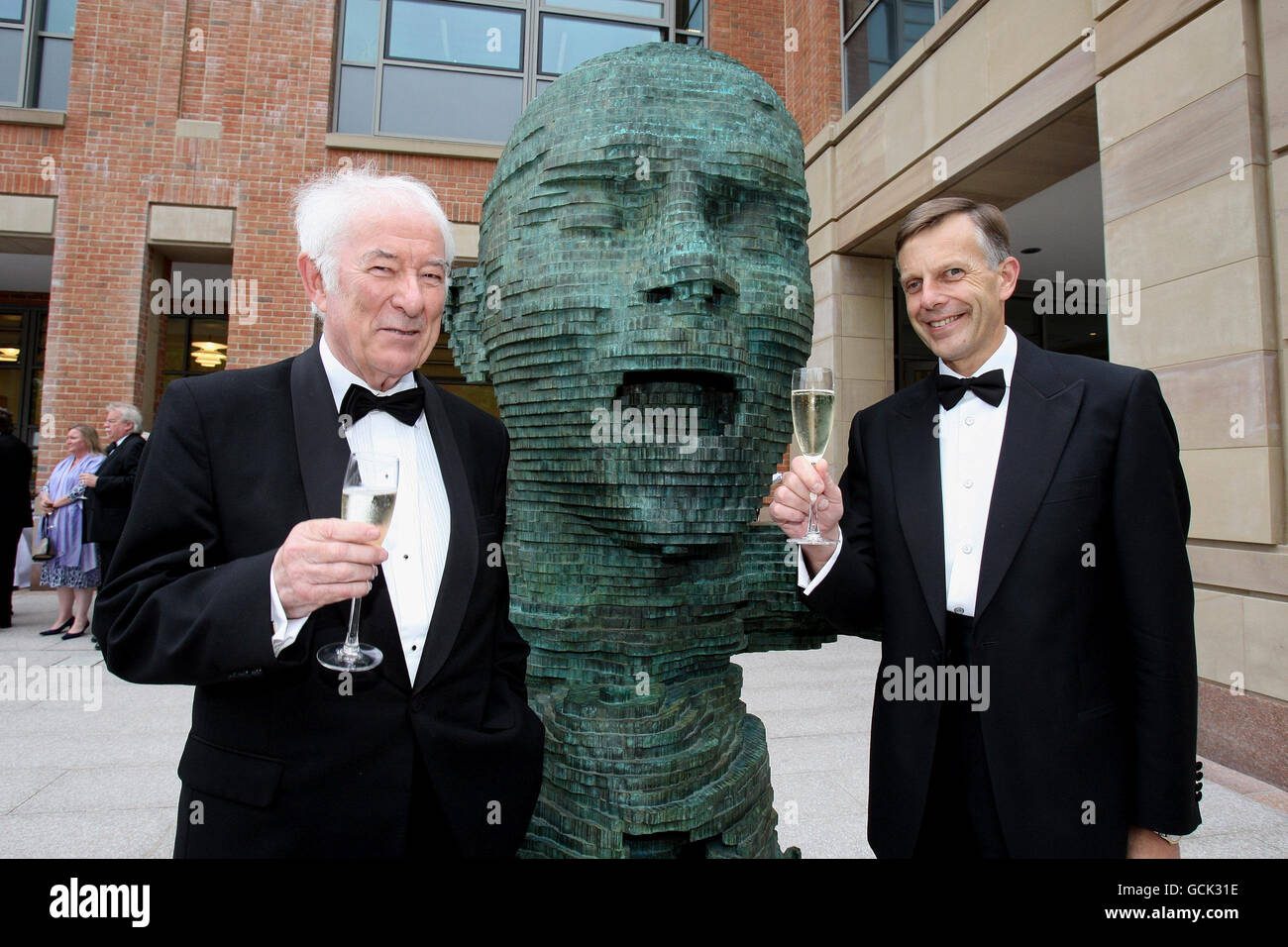 McClay Library opens Stock Photo Alamy