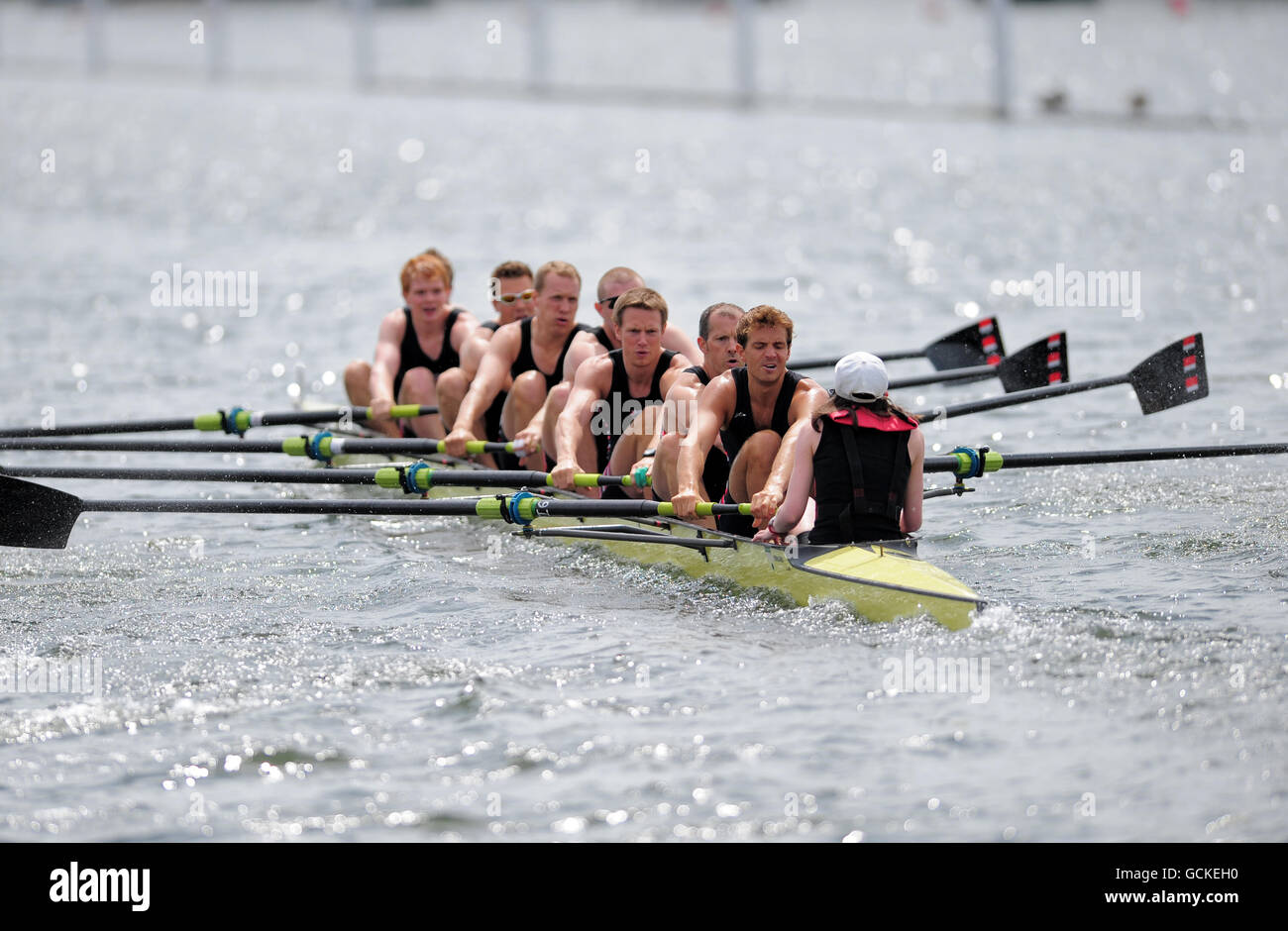 Rowing club during the henley royal reggatta at henley on thames hi-res ...