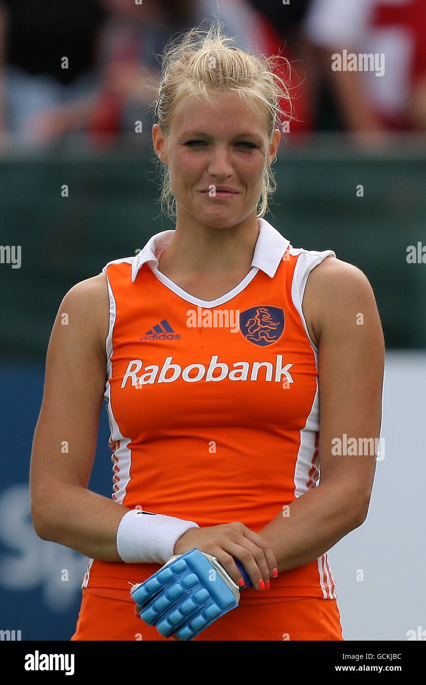 Sophie Polkamp - Field Hockey  Field hockey, Beautiful athletes, Womens  field hockey