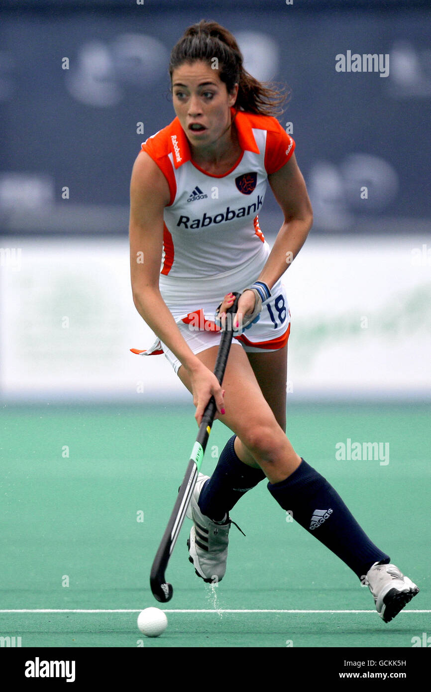 Hockey womens netherlands hi-res stock photography and images - Page 5 -  Alamy