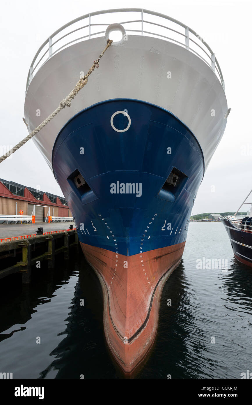 The bow of a trawler, a fishing boat used for commercial fishing. Killybegs  harbor in Ireland Stock Photo - Alamy