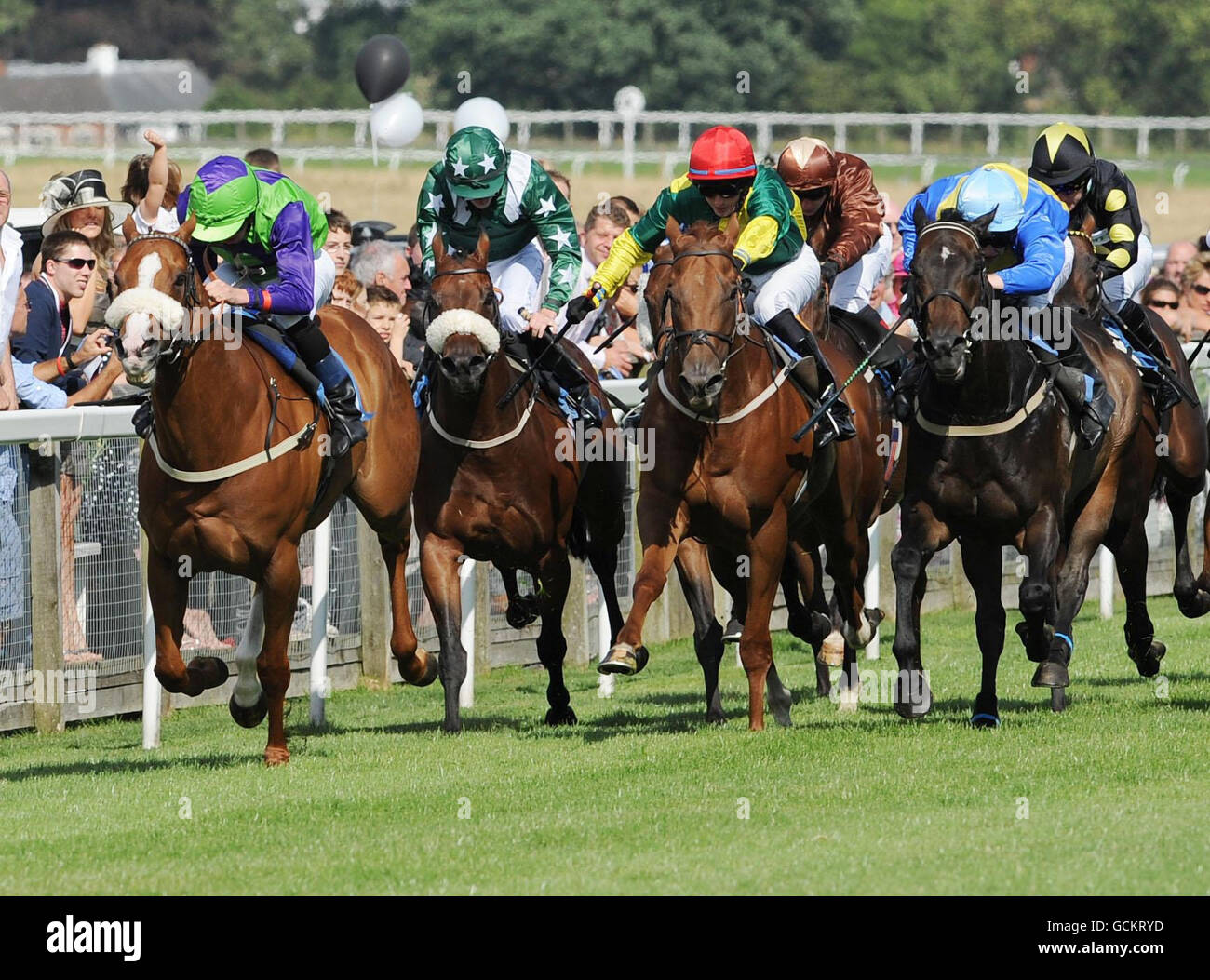 Racing beverley full length galloping mangsk hires stock photography