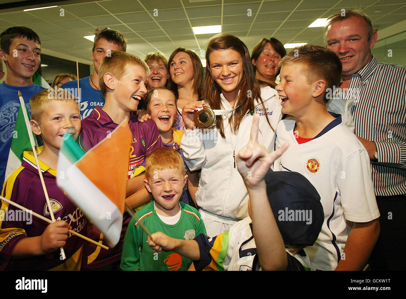 Swimming Ireland Team arrive from European Championships Dublin