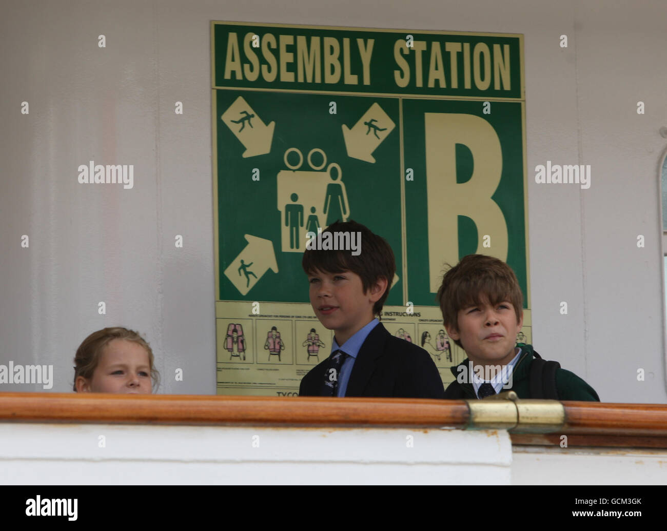 Samuel Chatto (centre), Arthur Chatto (right) and their cousin Margarita ArmstrongJones board