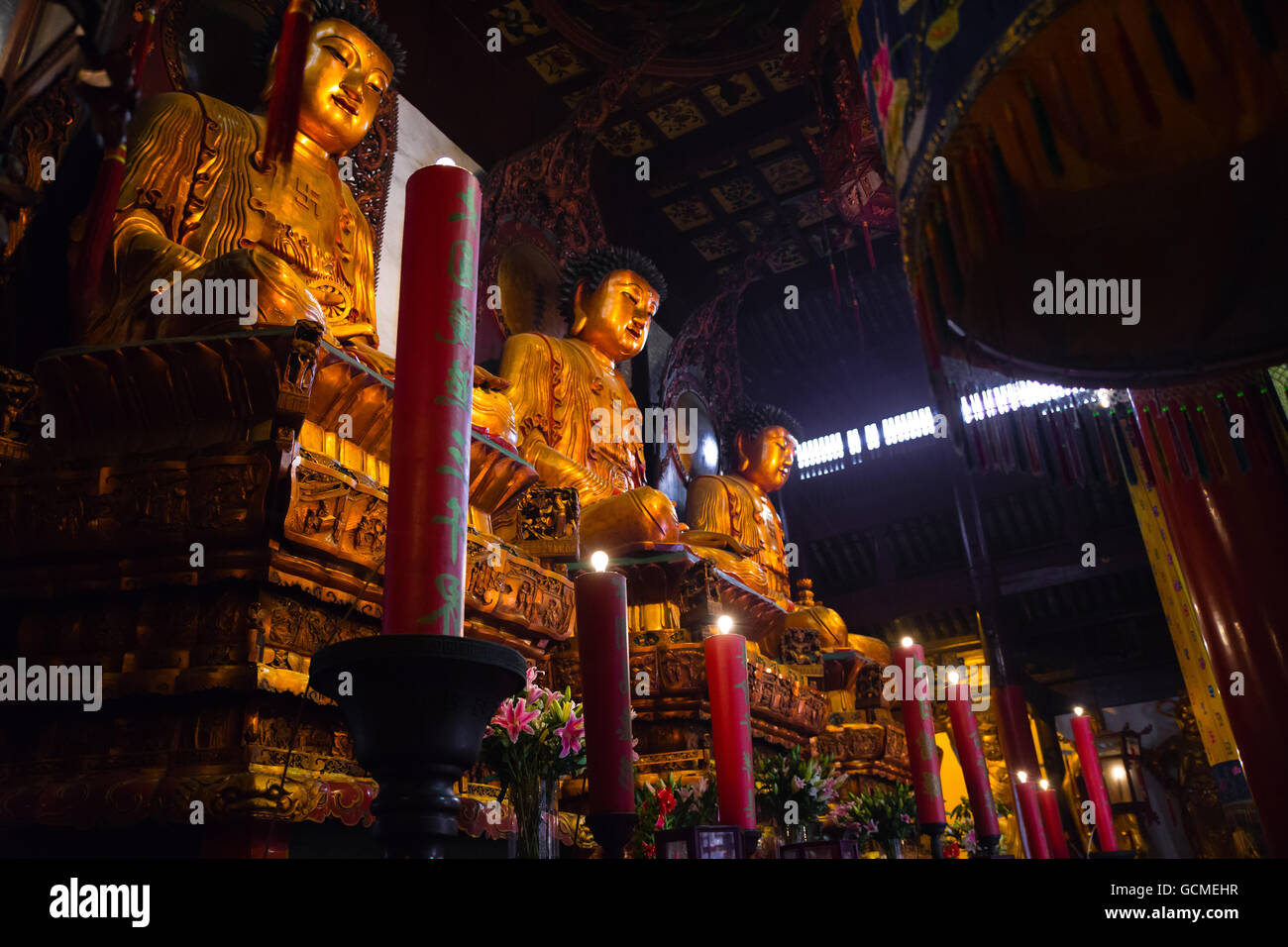 SHANGHAI, CHINA Buddhist Statues at Jade Buddha temple in Shanghai