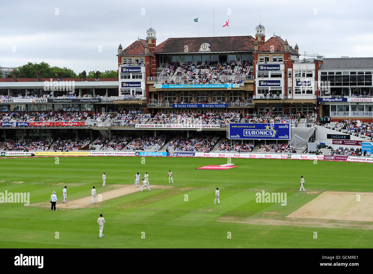 General view of match action between England and Pakistan at the Brit Insurance Oval Stock Photo