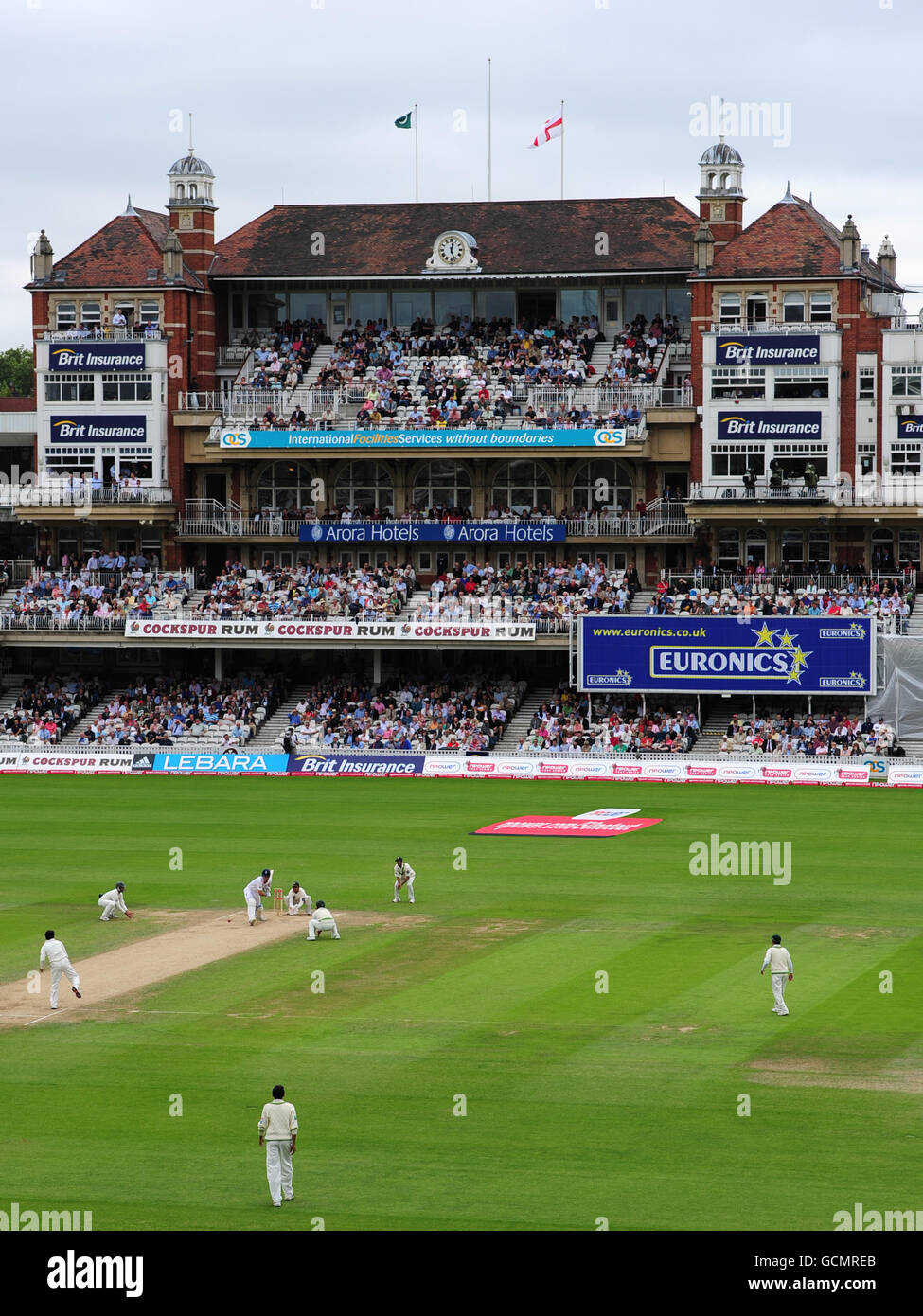 General view of match action between England and Pakistan at the Brit Insurance Oval Stock Photo