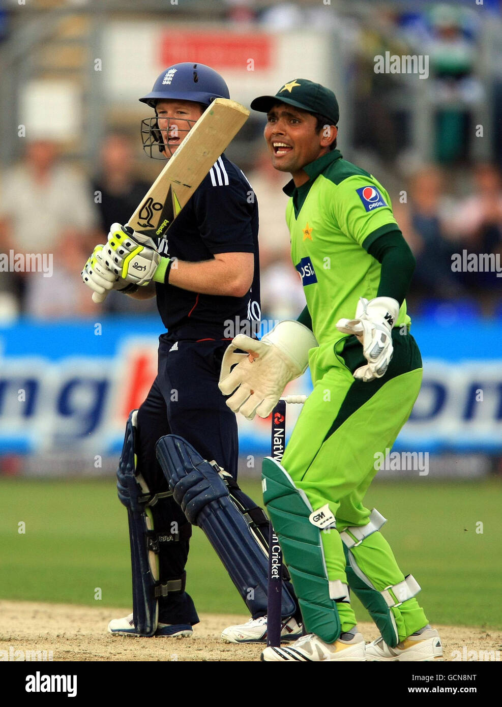 Pakistan's Kamran Akmal watches as Shoaib Akhtar drops Eoin Morgan off the bowling of Shahid Afridi during the First International Twenty20 at the SWALEC Stadium, Cardiff. Stock Photo