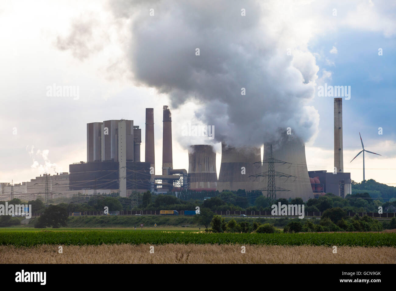 Europe, Germany, North Rhine-Westphalia, the lignite-fired power plant Weisweiler in Eschweiler-Weisweiler. Stock Photo