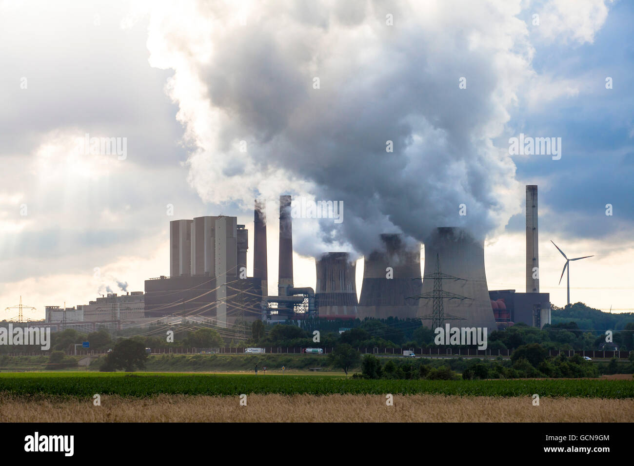 Europe, Germany, North Rhine-Westphalia, the lignite-fired power plant Weisweiler in Eschweiler-Weisweiler. Stock Photo