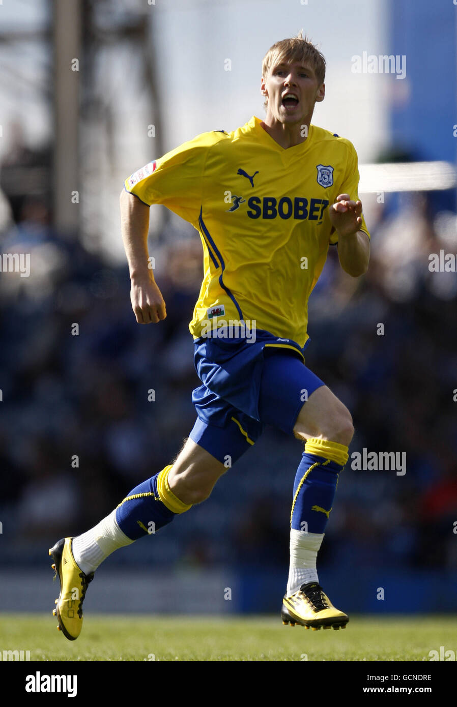 Andy keogh cardiff city hi-res stock photography and images - Alamy