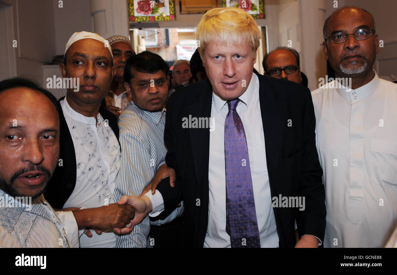 Johnson visits Brick Lane Mosque Stock Photo