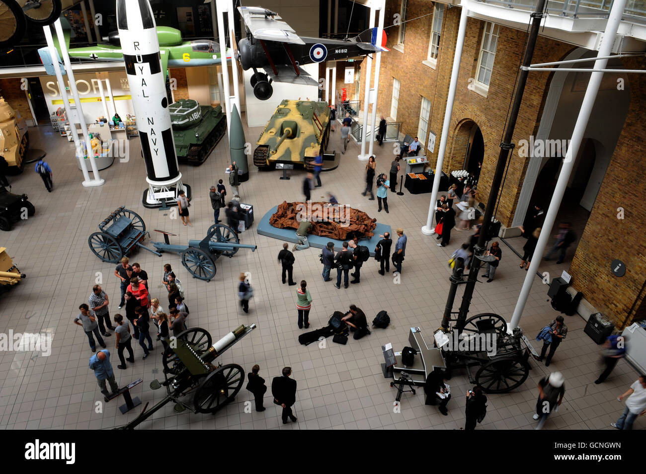 Draw car bomb hi-res stock photography and images - Alamy