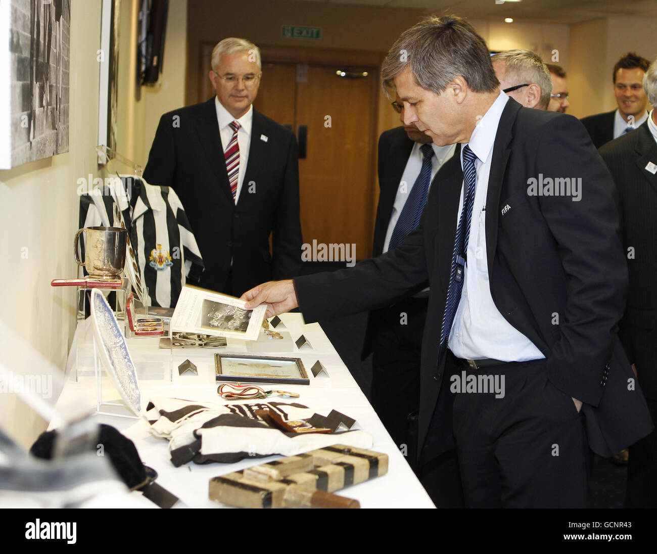 FIFA Inspection Team Leader Harold Mayne Nicholls (centre) and England