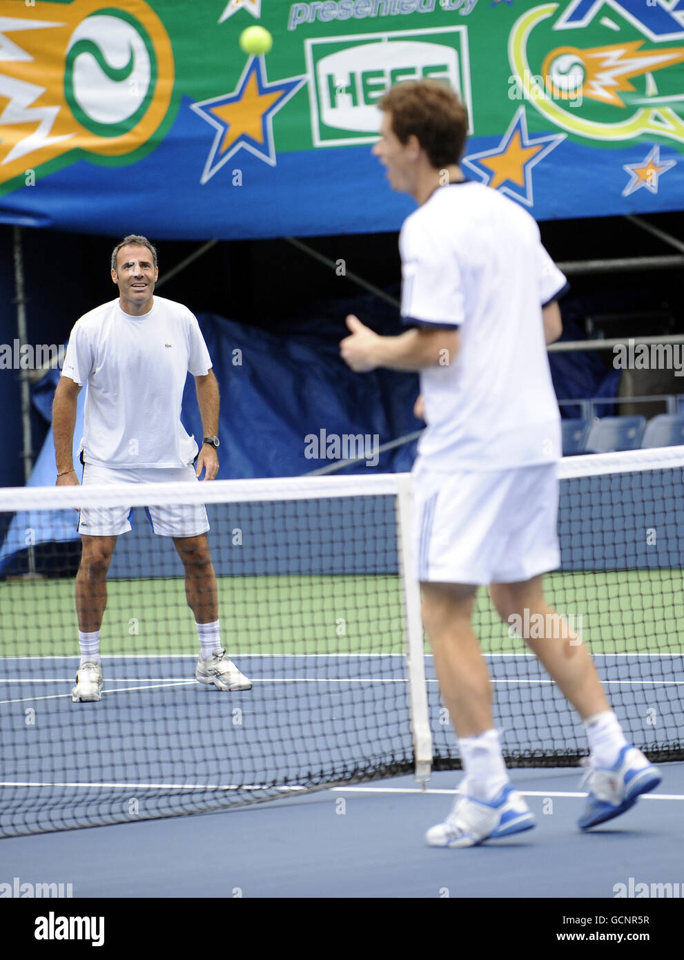 Andy Murray and Spanish coach Alex Corretja (left) during a practice session at Flushing Meadows prior to the US Open 2010 in New York City Stock Photo