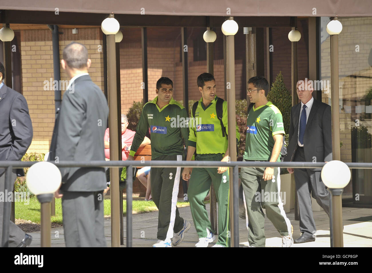 Pakistan cricketer, bowler, Umar Gul (centre) leaves the team's hotel in Taunton, Somerset. Stock Photo