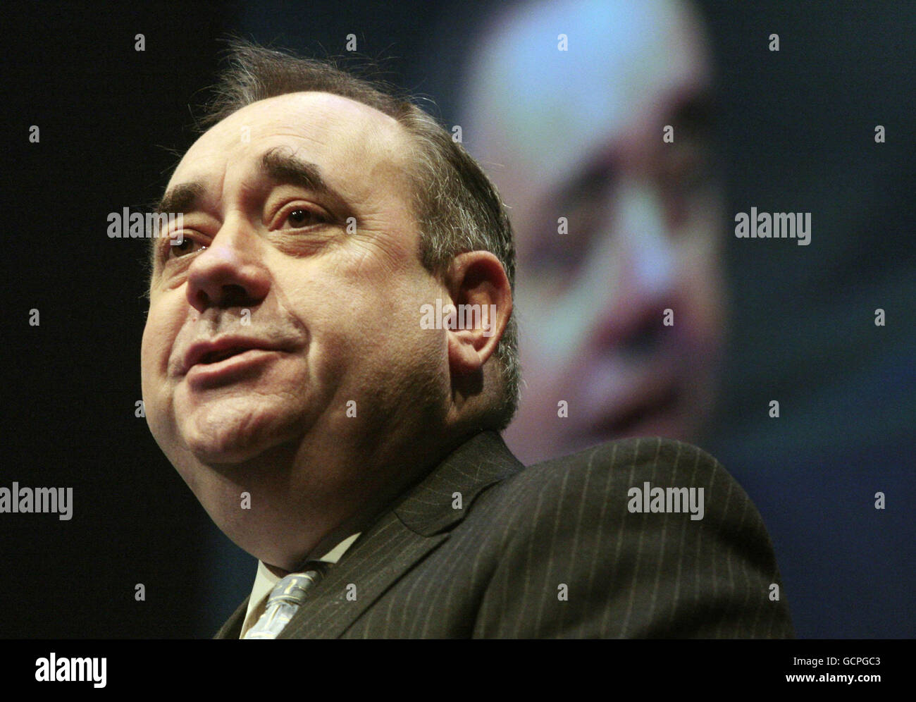 First Minister Alex Salmond delivers his speech to the Scottish Low Carbon Investment conference at the Edinburgh International conference centre. Stock Photo