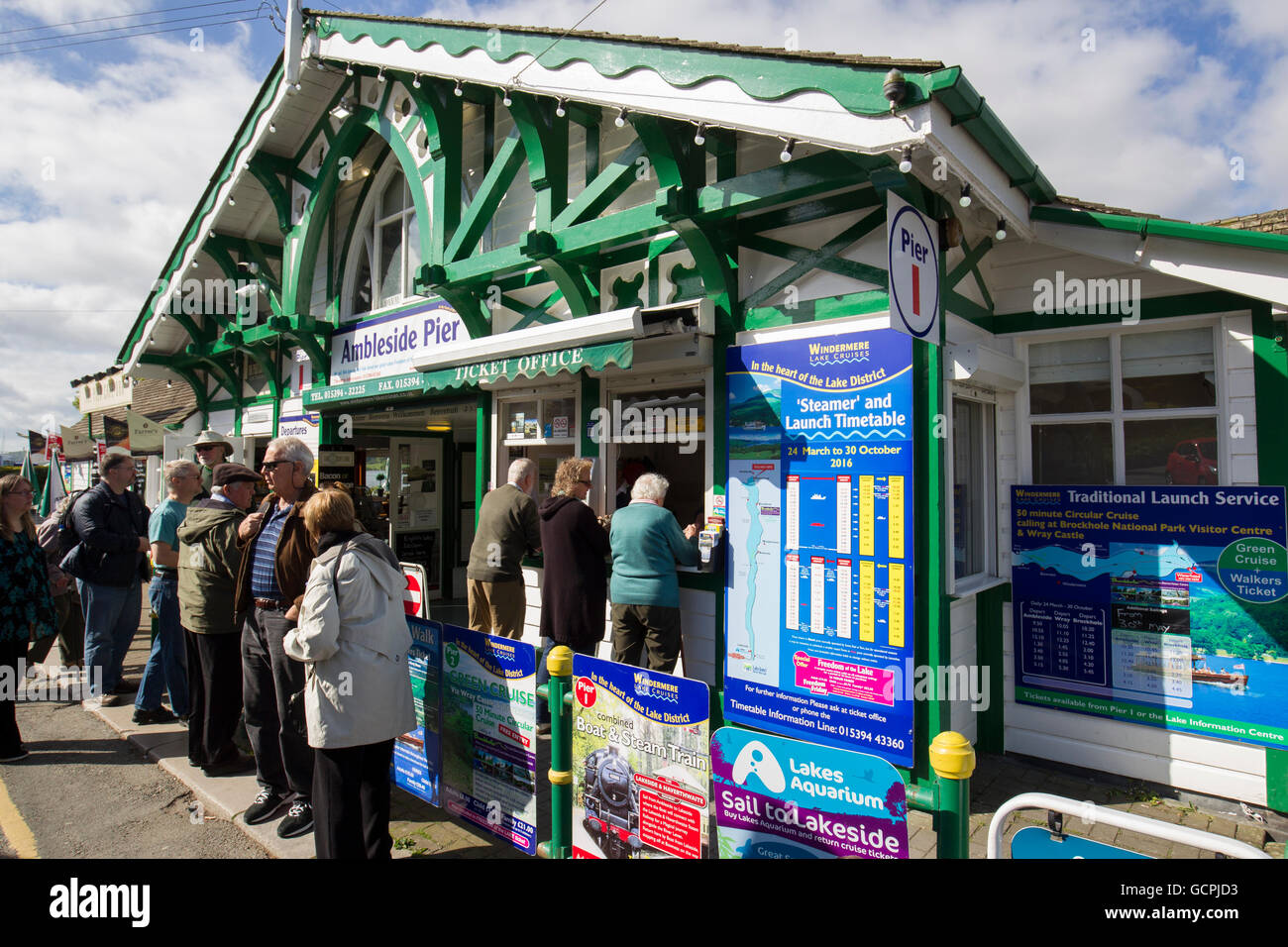 Waterhead Ambleside Windermere Lake Cruises ticket office Stock Photo