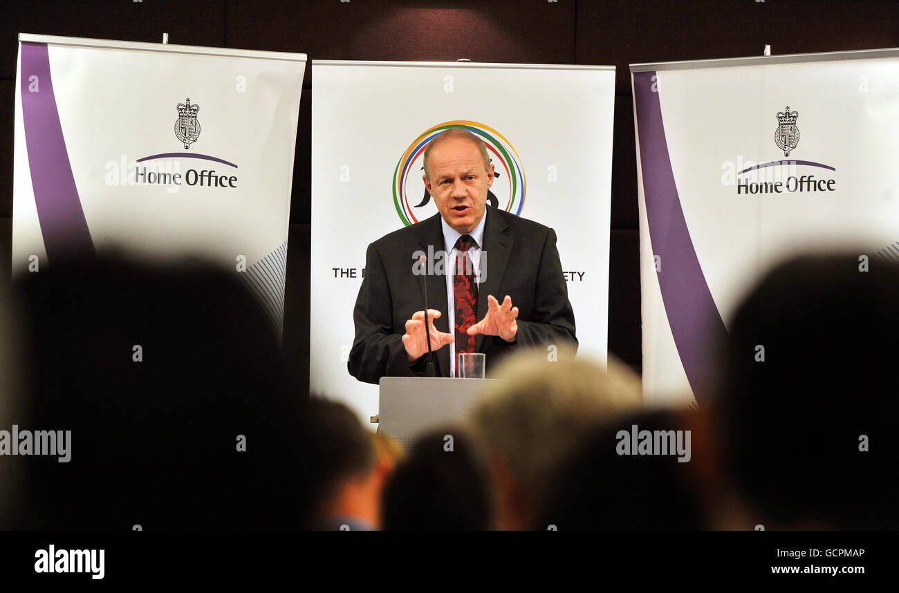 Immigration minister Damian Green addresses members of the Royal Commonwealth Society on the subject of immigration, at the Society's central London building. Stock Photo