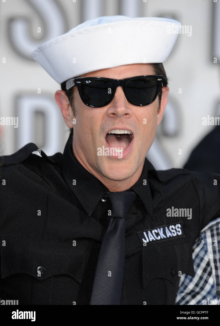 Johnny Knoxville arriving at the MTV Video Music Awards 2010, Nokia