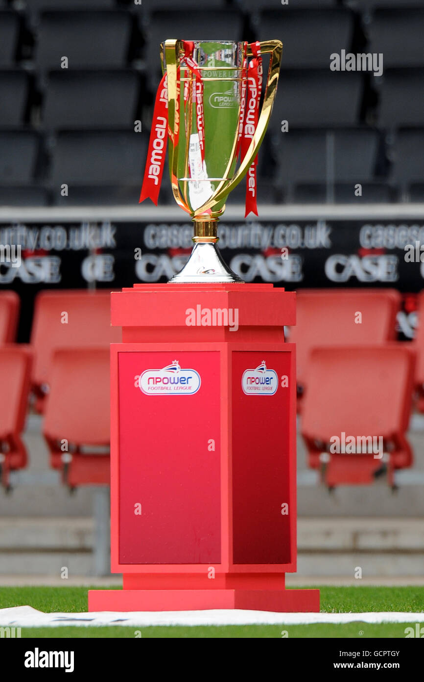 General view of the npower football league one trophy hires stock