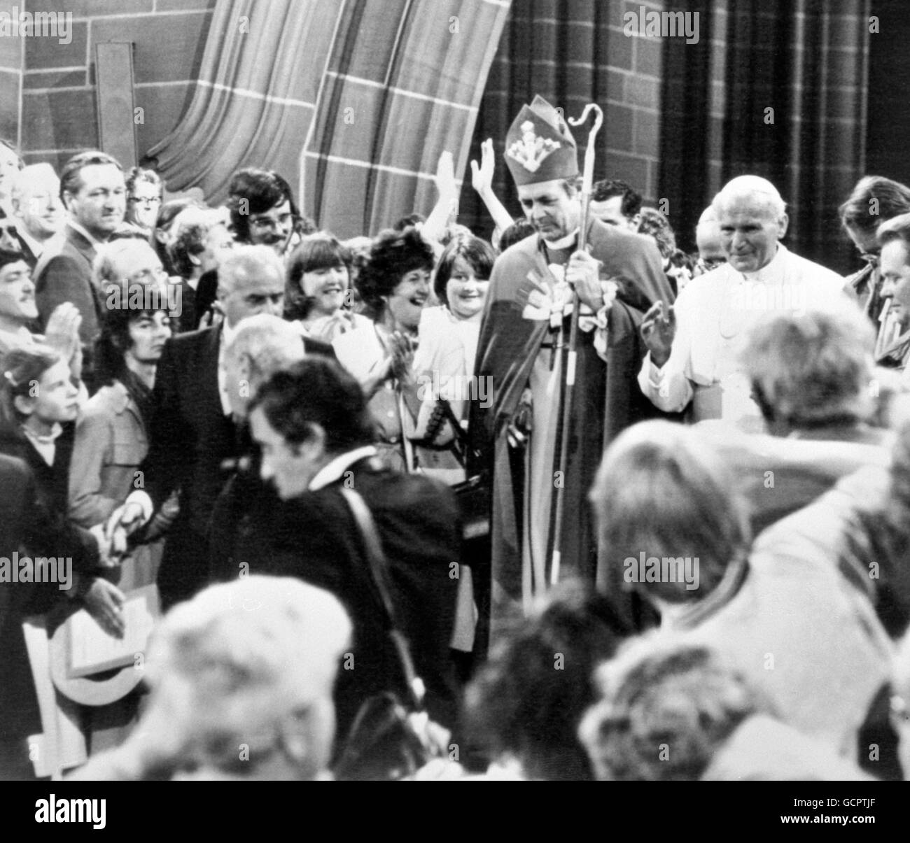 The Bishop of Liverpool, the Right Reverend David Sheppard (left 