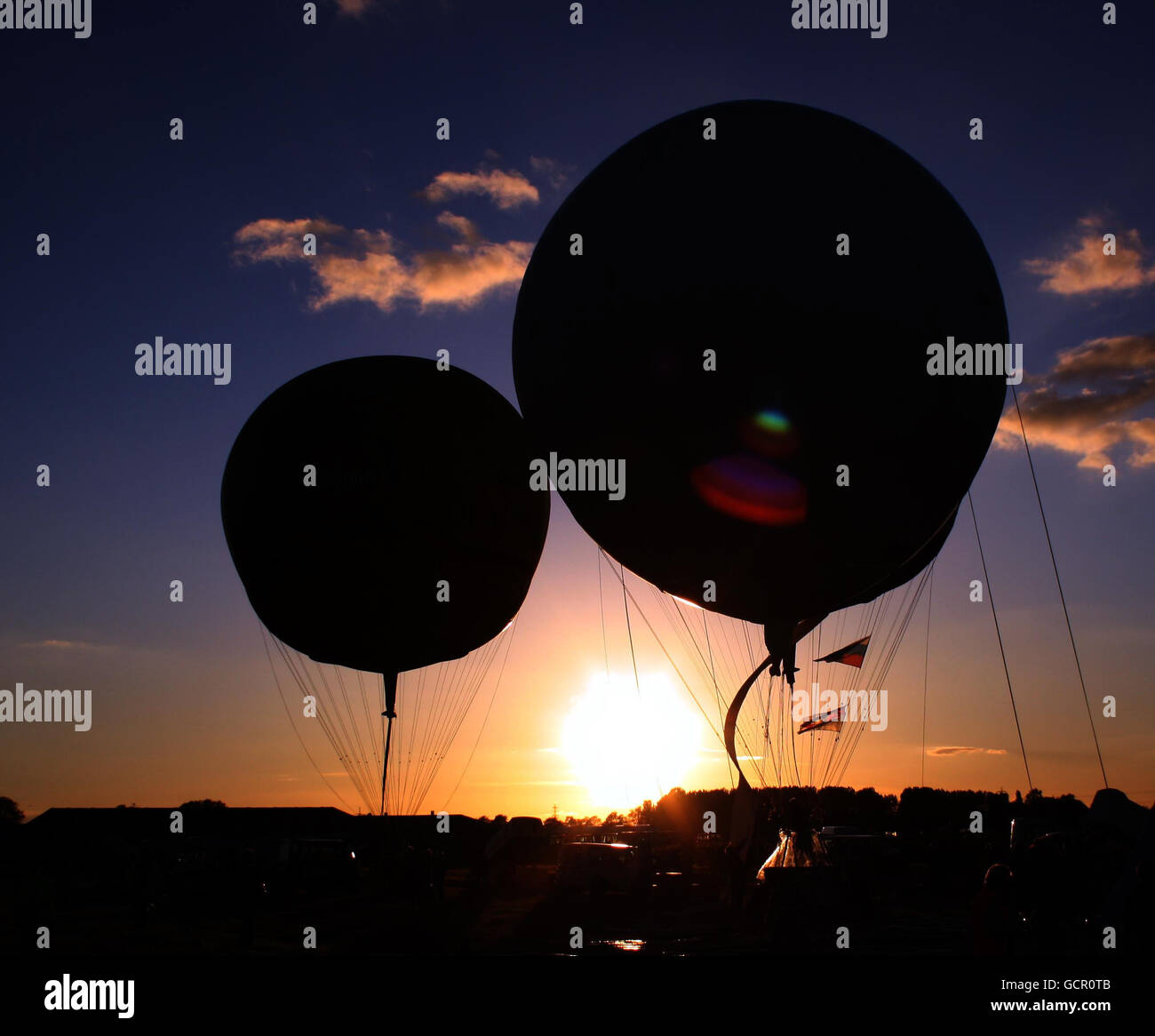 Gordon Gas Balloon Race Stock Photo Alamy