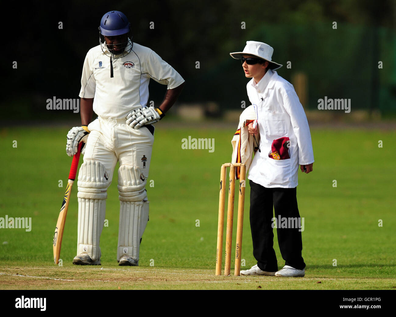 Youngest cricket umpire Stock Photo Alamy
