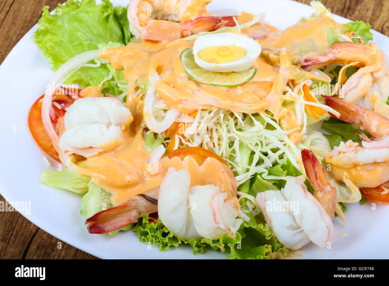Shrimp cocktail with 1000 islands sauce and lime Stock Photo Alamy