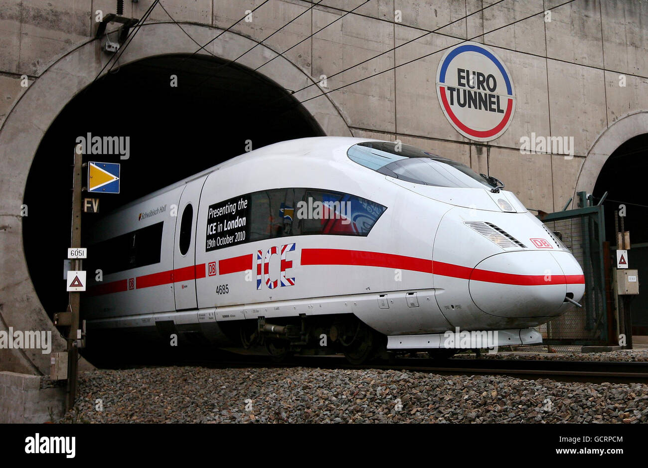 Channel tunnel train hi-res stock photography and images - Alamy