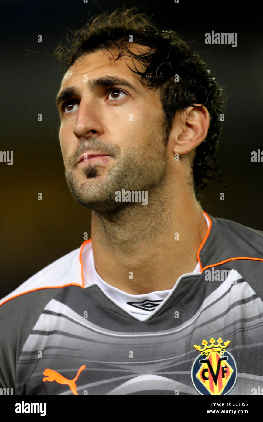 Paok salonika goalkeeper hi-res stock photography and images - Alamy