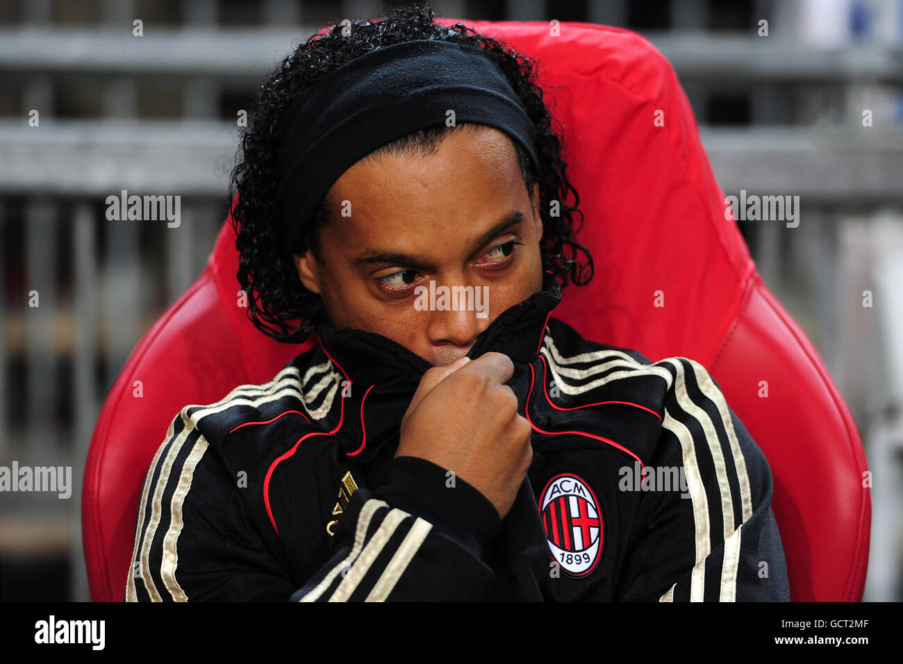 Soccer - UEFA Champions League - Group G - Ajax v AC Milan - Amsterdam Arena. Ronaldinho, AC Milan Stock Photo