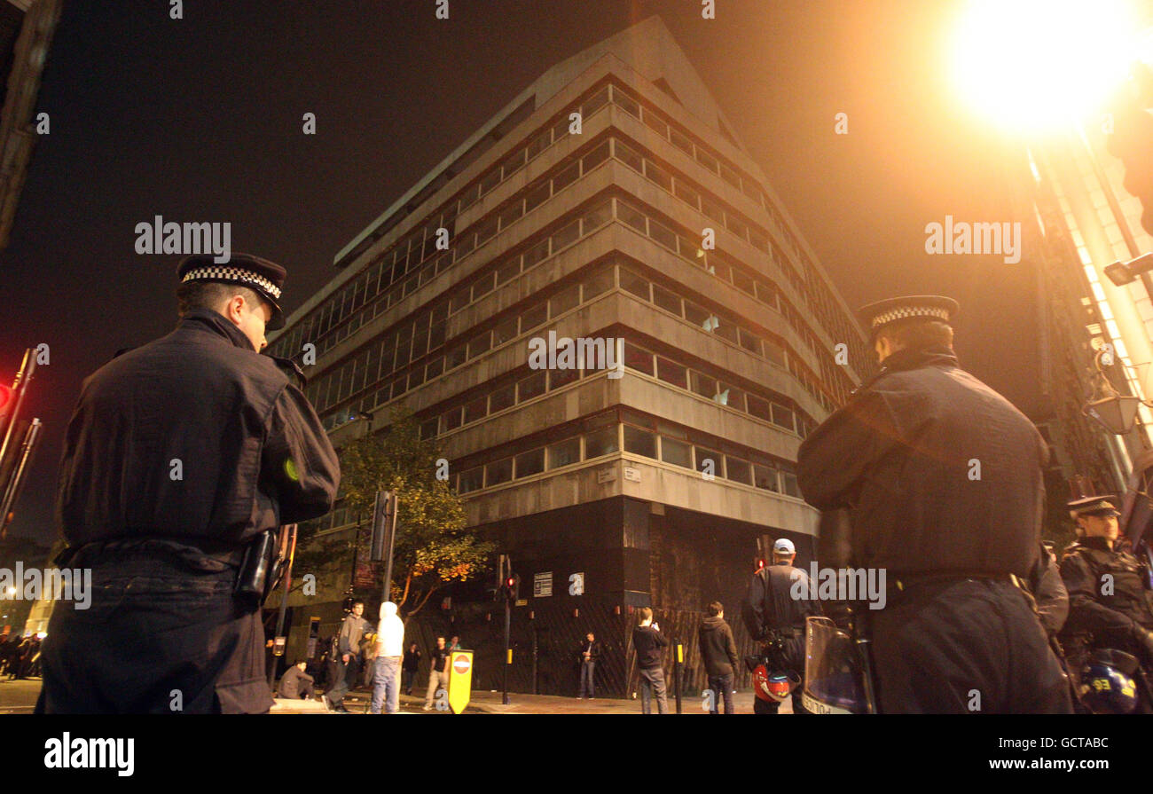 Police officers injured in rave violence Stock Photo - Alamy
