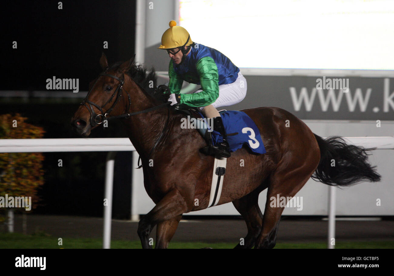 Horse Racing Kempton Park Racecourse Stock Photo Alamy