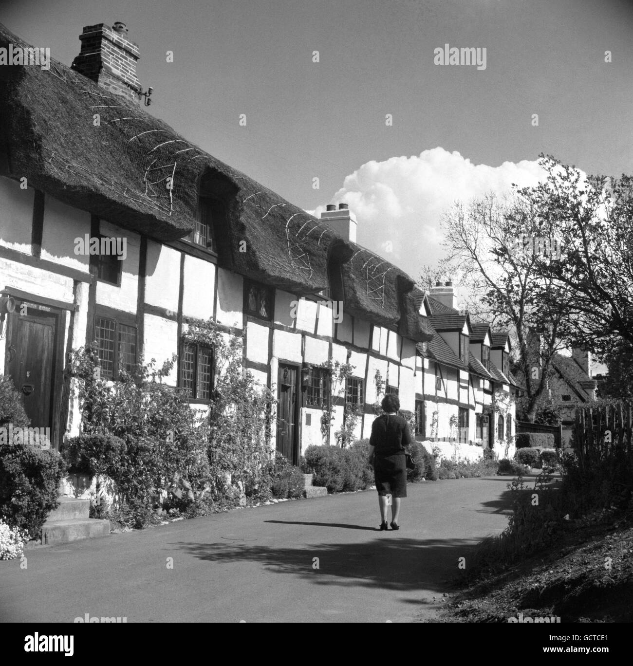 The row of cottages at Shottery, near StratforduponAvon, where