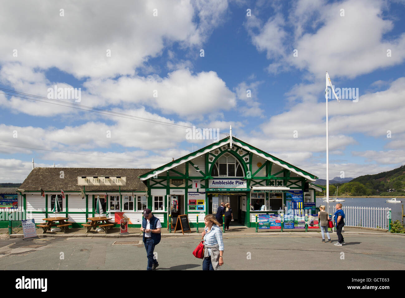 Waterhead Ambleside Windermere Lake Cruises ticket office Stock Photo