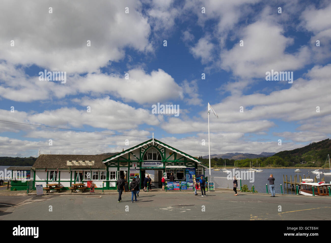 Waterhead Ambleside Windermere Lake Cruises ticket office Stock Photo