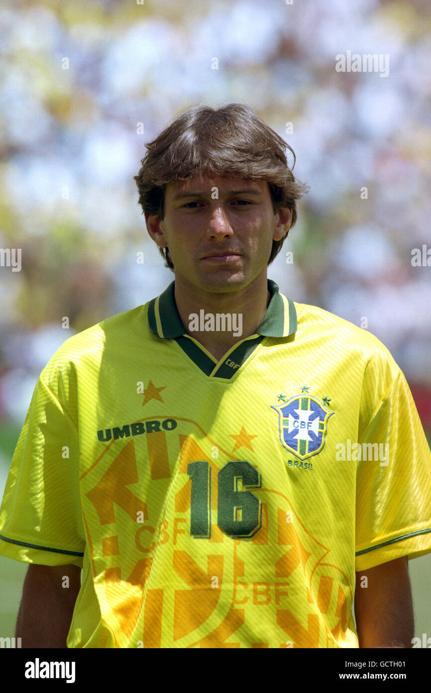 Soccer - FIFA World Cup 1994 USA - Group B - Brazil v ...